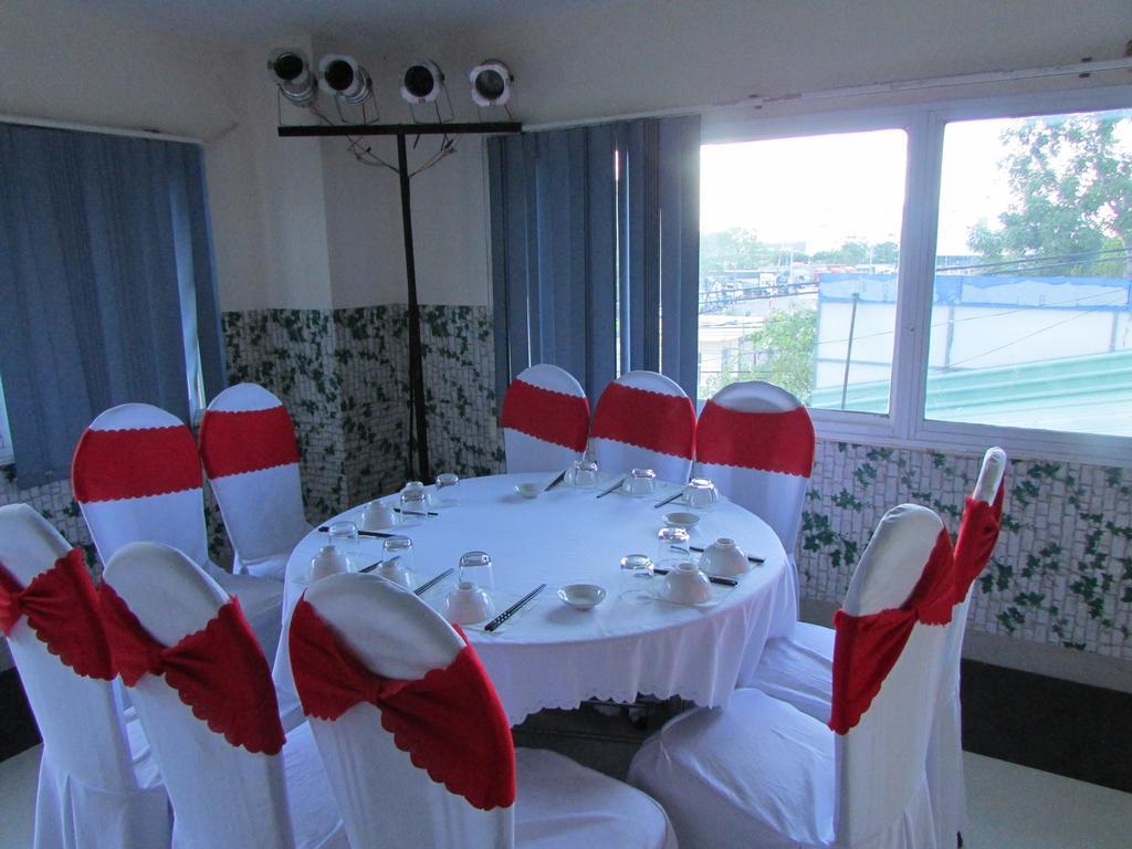 Hung Thinh Hotel Quy Nhon Exterior photo